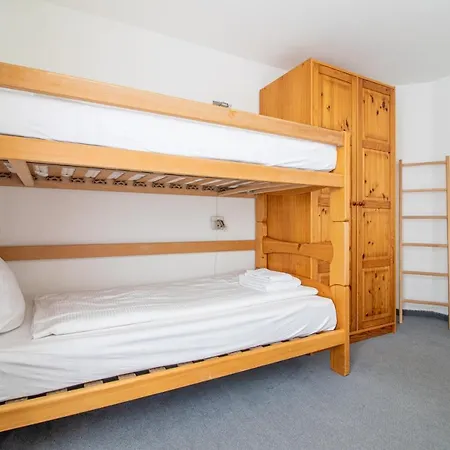Camana Eg * Arosa